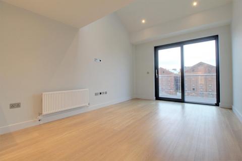 2 bedroom duplex to rent, Provender, Bakers Quay, Gloucester