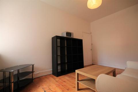 2 bedroom flat to rent, Dinsdale Road, Sandyford