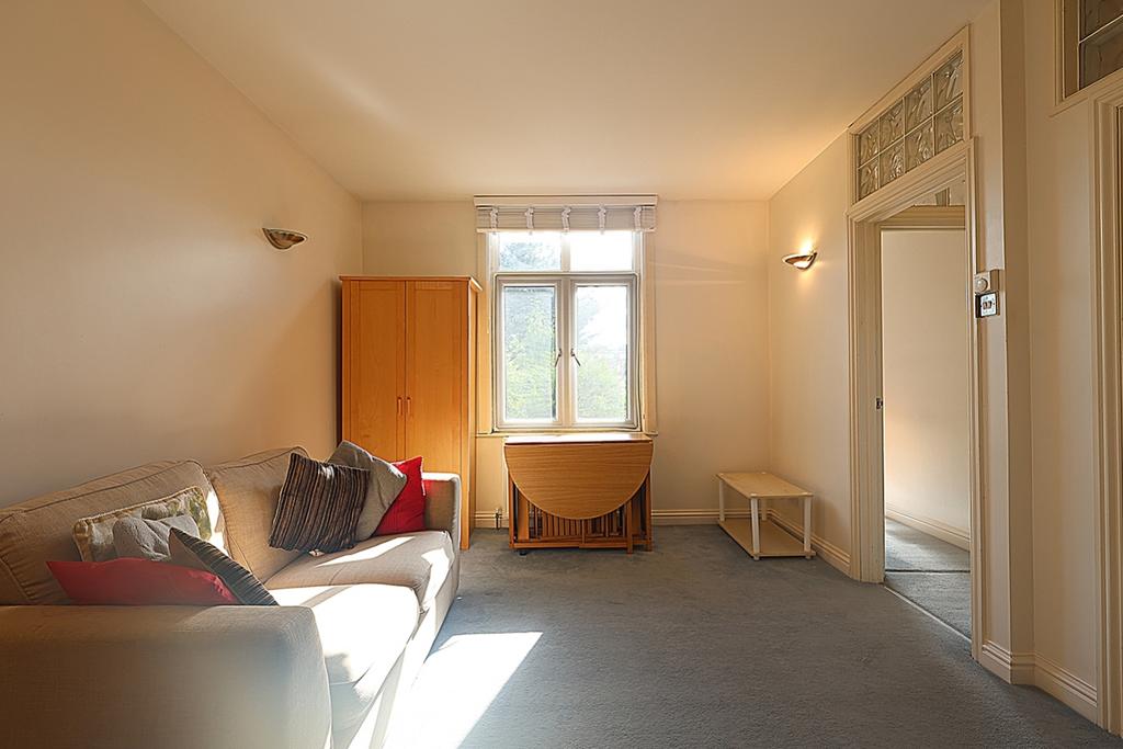 Flat 4 Living Room