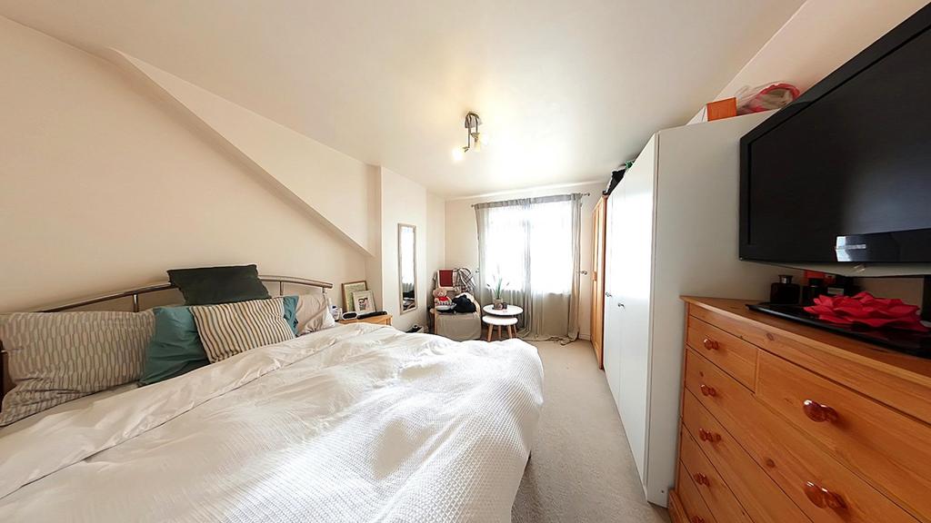 Flat 5 Bedroom