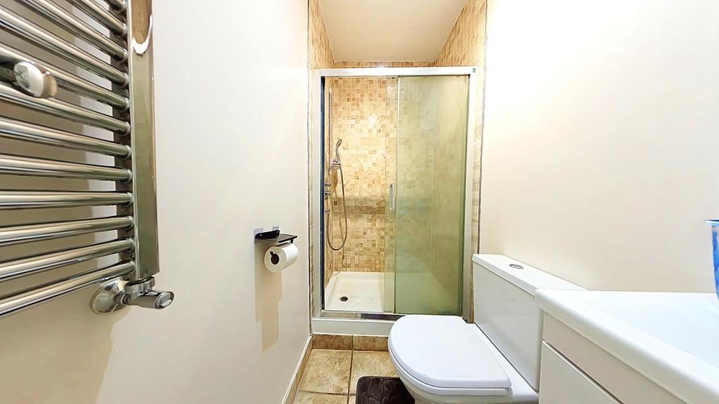 Flat 1 Shower Room