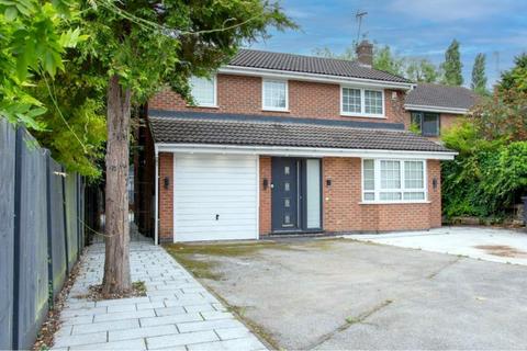 4 bedroom detached house for sale, Charlbury Court, Bramcote