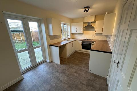 3 bedroom semi-detached house to rent, Culshaw Street, Burnley