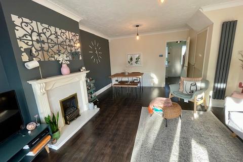 2 bedroom semi-detached house for sale, Arden Croft, Coleshill, West Midlands, B46