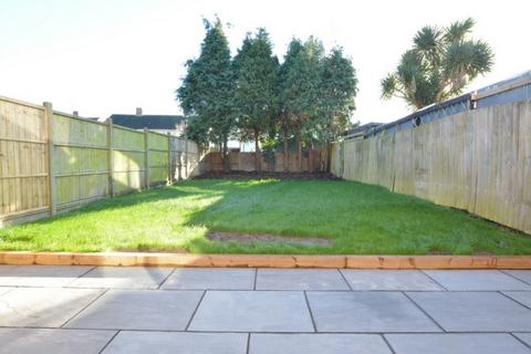 6 Briar Close, Crawley, RH11 7TH