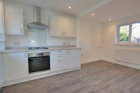 6 Briar Close, Crawley, RH11 7TH