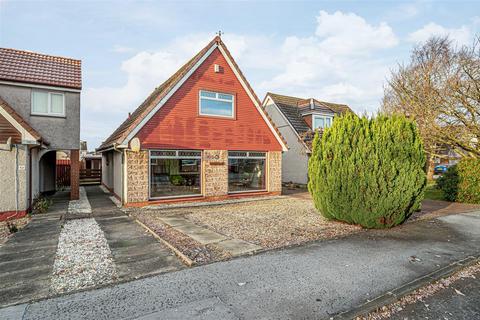 63 Greycraigs, Cairneyhill, Dunfermline, KY12 8XN
