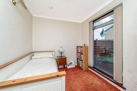63 Greycraigs, Cairneyhill, Dunfermline, KY12 8XN