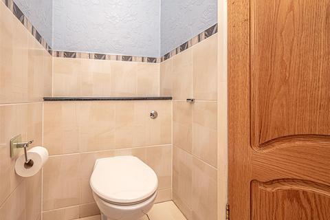 63 Greycraigs, Cairneyhill, Dunfermline, KY12 8XN