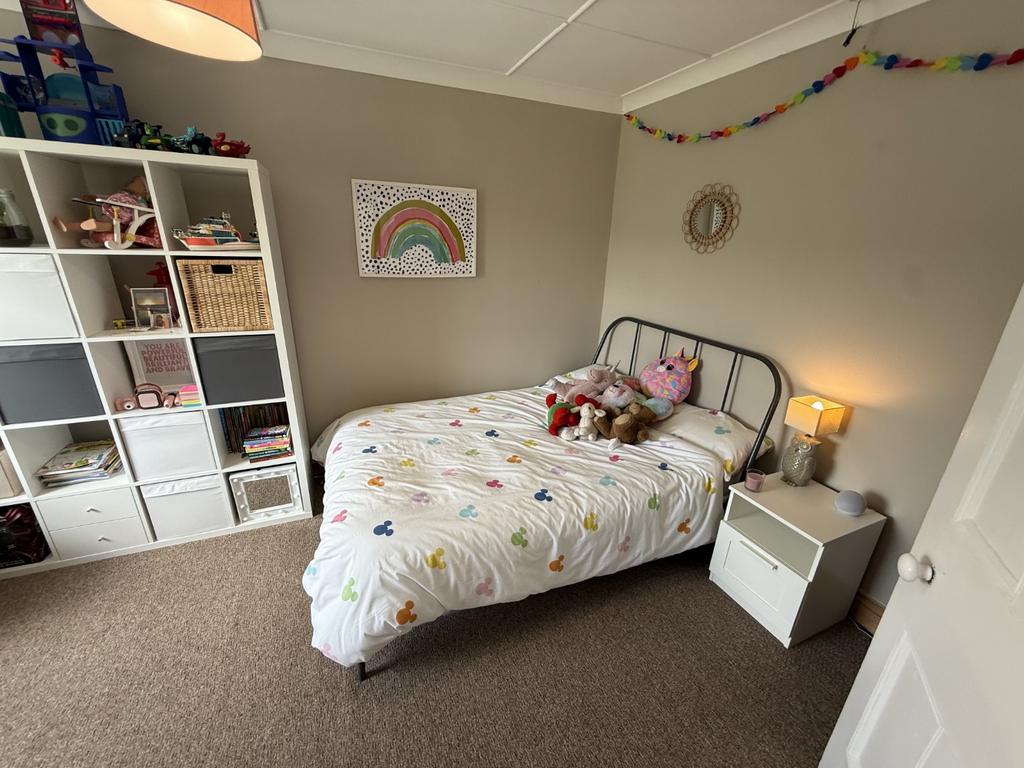 Front Double Bedroom 4