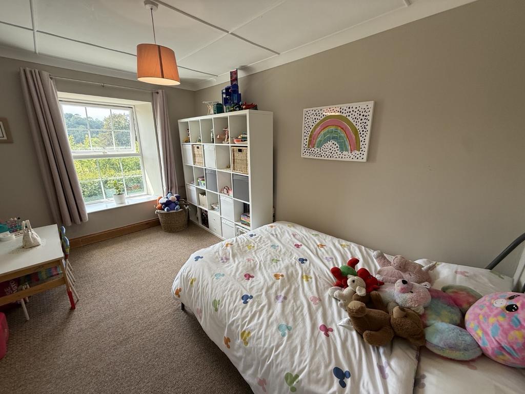 Front Double Bedroom 4