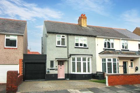 3 bedroom semi-detached house for sale, Hermiston, Whitley Bay