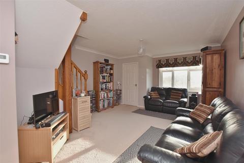 2 bedroom terraced house for sale, Holkham Avenue, South Woodham Ferrers