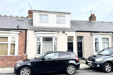 4 bedroom cottage to rent, St. Leonard Street, Sunderland SR2