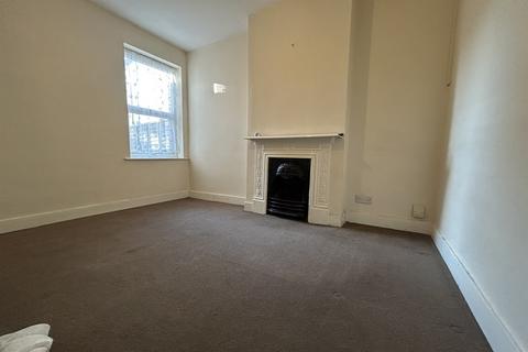 3 bedroom terraced house for sale, 3 bedroom Terraced House in Southend on Sea