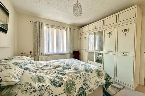 4 Hawkridge, Northampton, NN4 9YP
