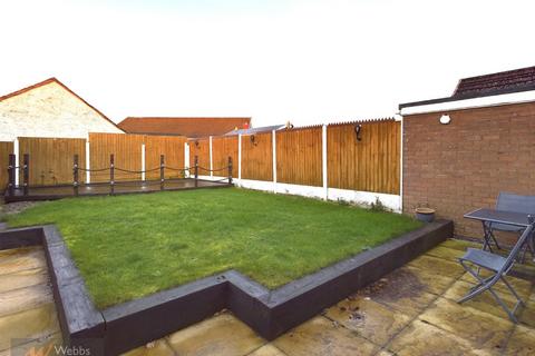 2 bedroom detached bungalow for sale, Deakin Avenue, Walsall WS8