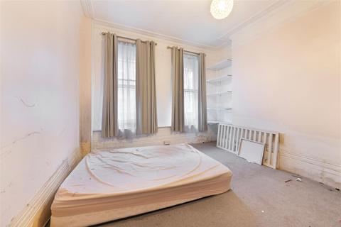 1 bedroom flat for sale, Gray's Inn Road, Holborn, WC1X