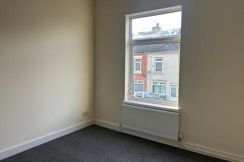 Studio to rent, North Wingfield, Chesterfield S42