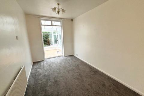 3 bedroom house to rent, Carr Manor Road, Leeds, West Yorkshire, UK, LS17