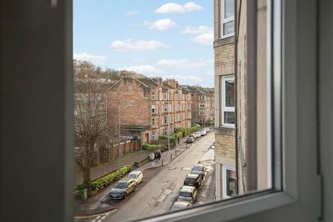 2 bedroom flat for sale, Afton Street, Flat 3/3, Shawlands, Glasgow, G41 3BY