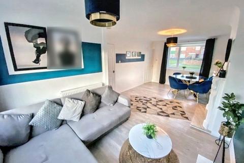 3 bedroom terraced house for sale, Kerdane, ,, Hull, East Riding of Yorkshire, HU6 9EB