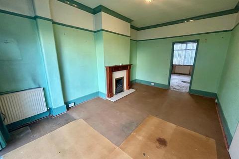 1 bedroom maisonette for sale, Hall Lane, London