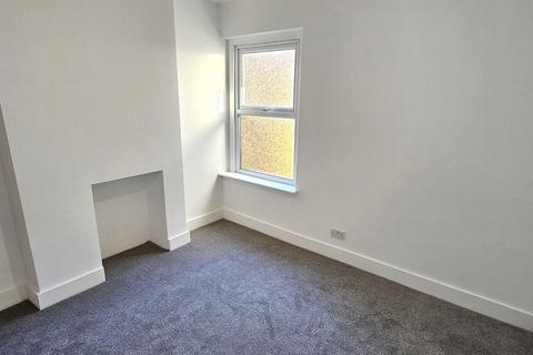 2 bedroom apartment for sale, Florence Road, London, W4 5DP