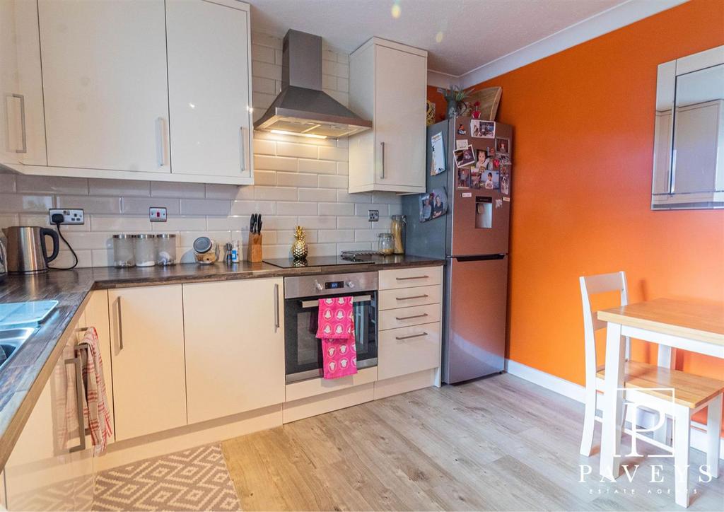 Kitchen breakfast room