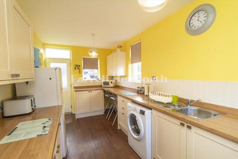 2 bedroom semi-detached house for sale, Langdale Road, Lancaster LA1