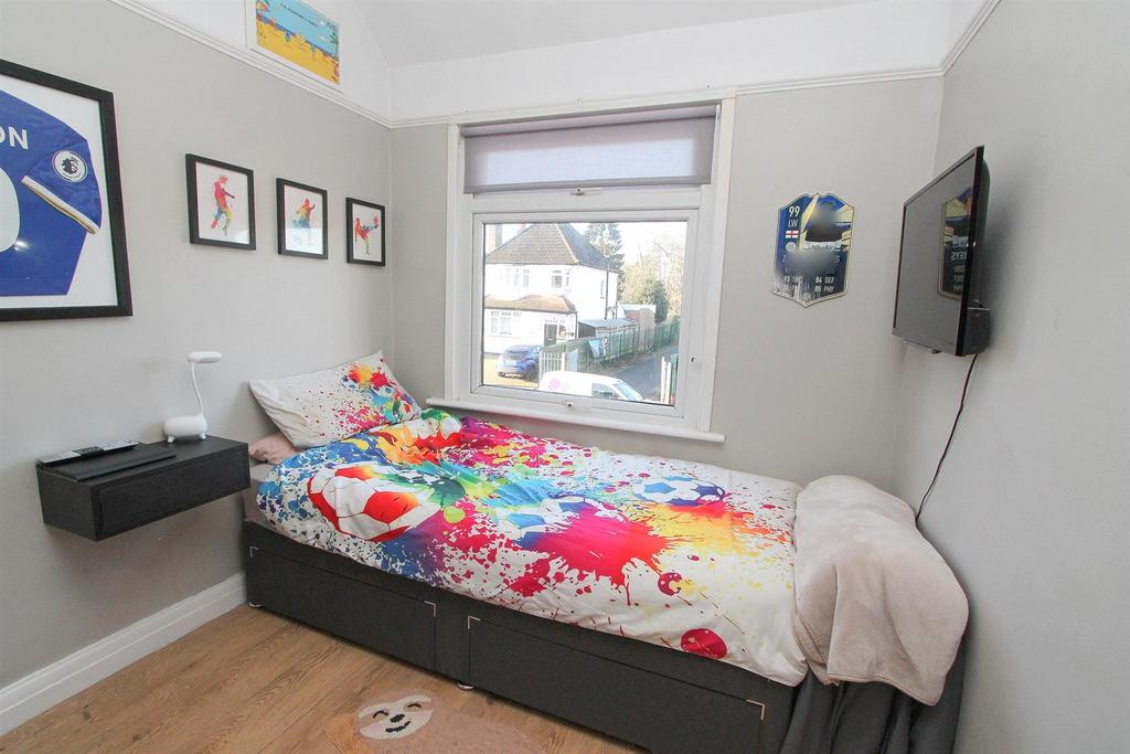 Bed 3.jpg