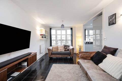 2 bedroom flat for sale, Quaker Street, Spitalfields, London, E1