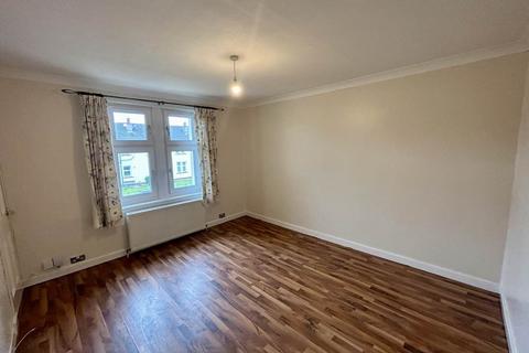 2 bedroom flat to rent, Forthill Drive, Broughty Ferry, Dundee