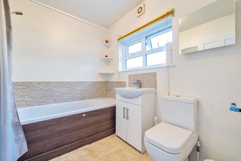 5 bedroom semi-detached house for sale, Pretoria Road, Romford RM7