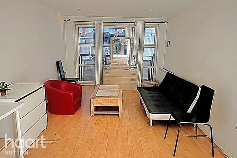 1 bedroom flat for sale, London Road, Kingston