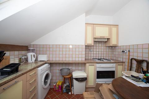 1 bedroom flat for sale, Westfield Grove, Wakefield WF1