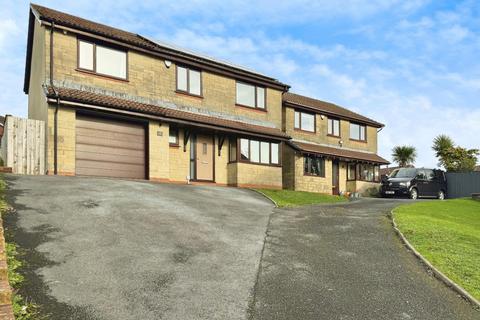 5 bedroom detached house for sale, Squirrel Walk, Fforest, Pontarddulais, Swansea, Carmarthenshire, SA4 0UG