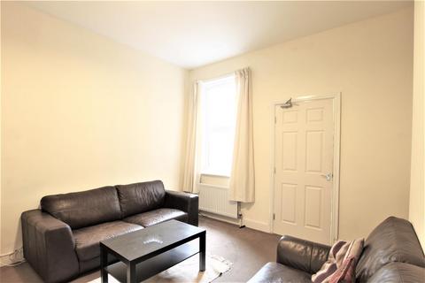 3 bedroom apartment to rent, Shortridge Terrace, Jesmond