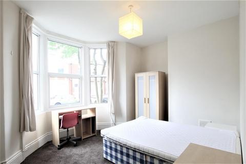 3 bedroom apartment to rent, Shortridge Terrace, Jesmond