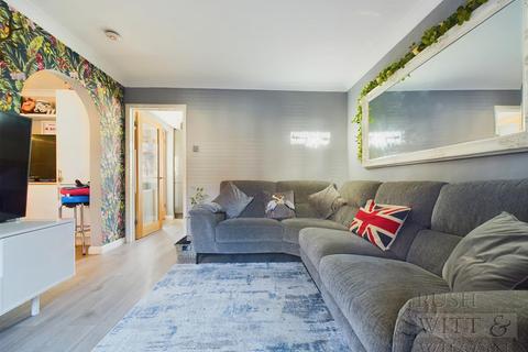 3 bedroom end of terrace house for sale, The Broadway, Hastings