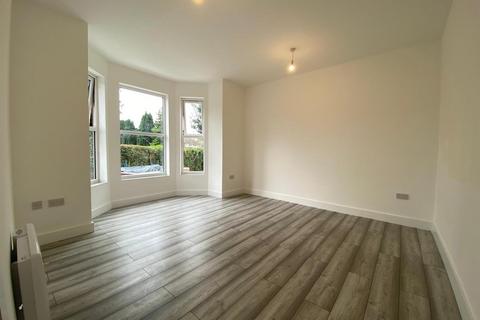 2 bedroom ground floor flat to rent, Salisbury Road, Chorlton