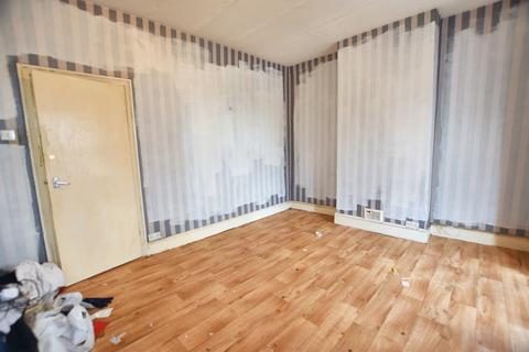 3 bedroom end of terrace house for sale, 2 Bingley Road, Stratford, London, E16 3JR