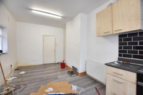 3 bedroom end of terrace house for sale, 2 Bingley Road, Stratford, London, E16 3JR