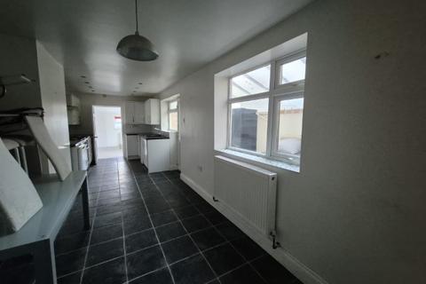 4 bedroom end of terrace house for sale, Caister-On-Sea, Great Yarmouth NR30