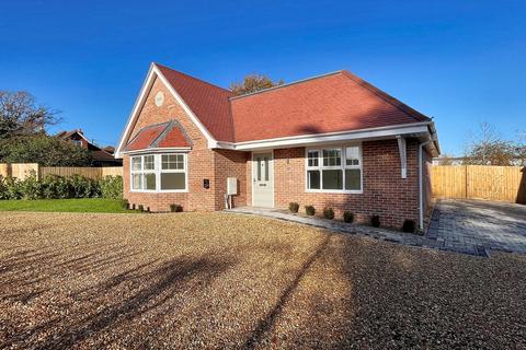 3 bedroom detached bungalow for sale, Burgate