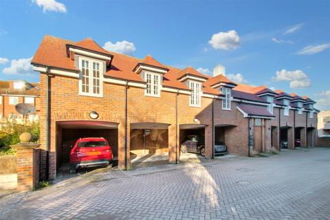 2 bedroom flat for sale, Ollivers Chase, Goring-By-Sea, Worthing