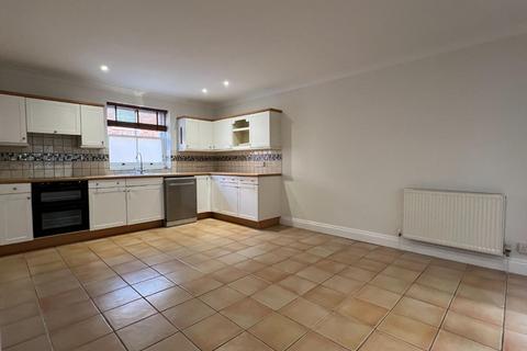 3 bedroom semi-detached house to rent, Angel Lane, Bury St. Edmunds IP33