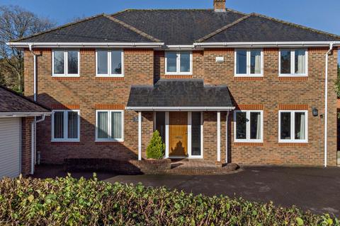 4 bedroom detached house for sale, Junction Road, Alderbury, Salisbury, Wiltshire