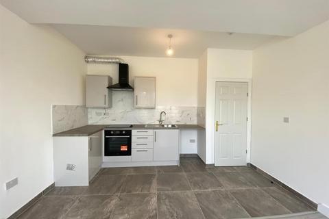 2 bedroom flat to rent, Salisbury Road, Chorlton