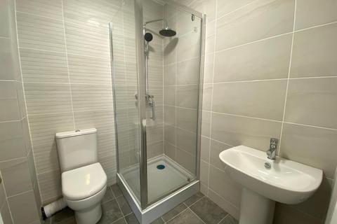 2 bedroom flat to rent, Salisbury Road, Chorlton